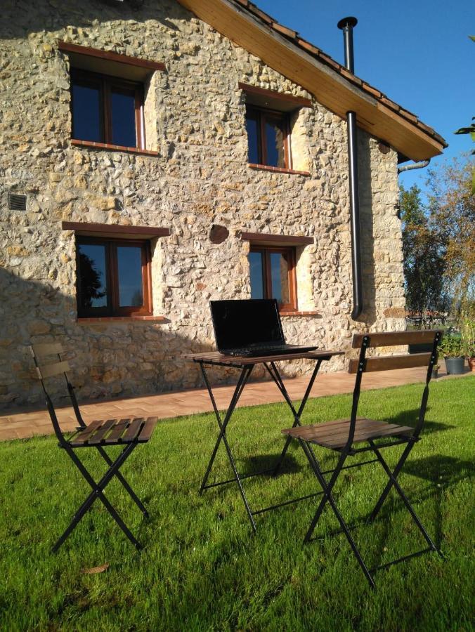 Gasthaus El Llagar - Sagasta Rural Oviédo Exterior foto